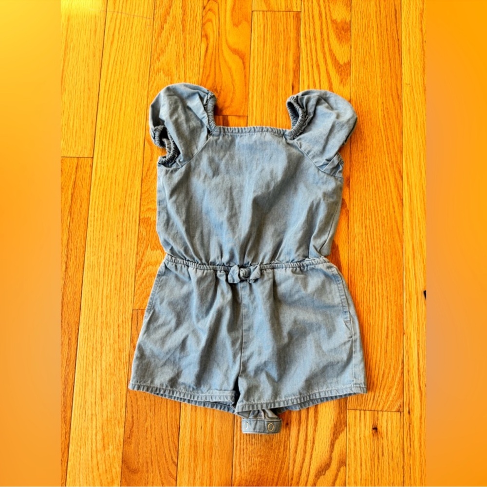 Girls 2T bundle - Picture 2 of 11